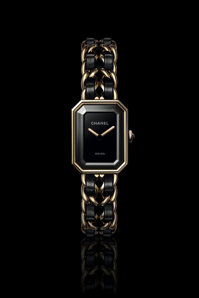HO2022 HS1 0008HAUTE DEFINITION