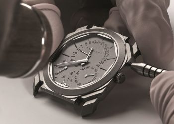 103200 BVLGARI OCTO FINISSIMO PERPETUAL CALENDAR TITANIUM 超薄萬年曆鈦金屬款 參考售價：價格店洽 工藝情境圖5