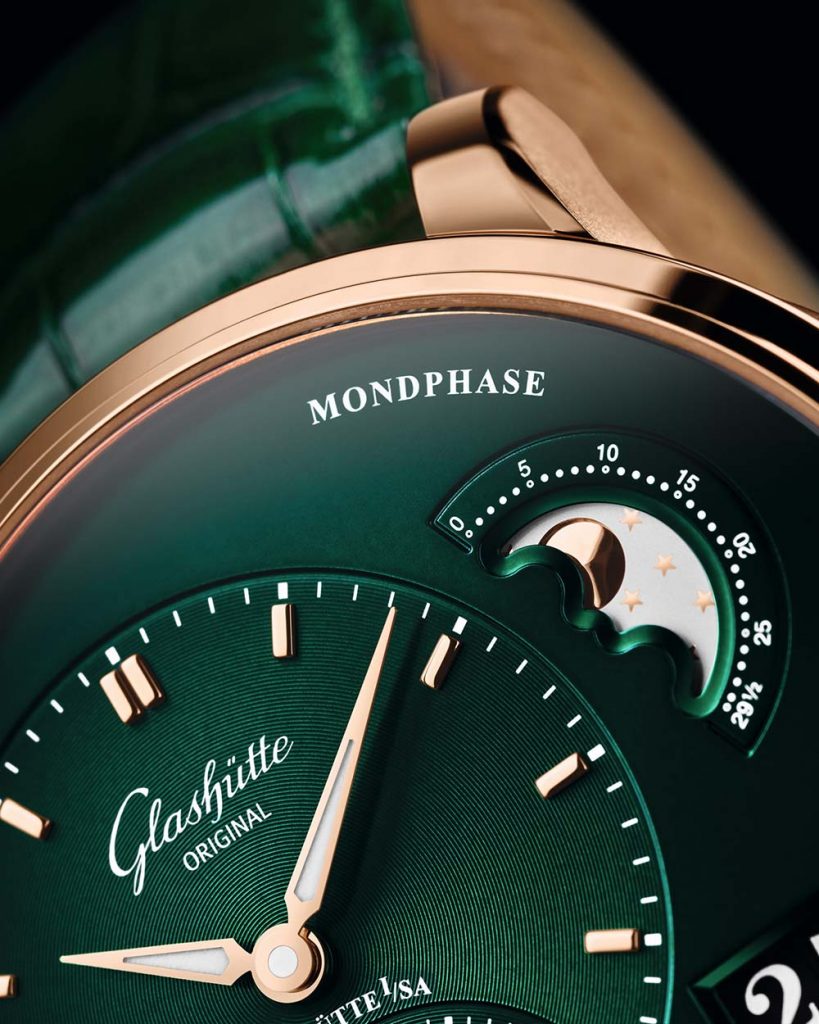 Glashtte Original 1 90 02 23 35 30 PML RG Green Detail 1 rgb 25cm