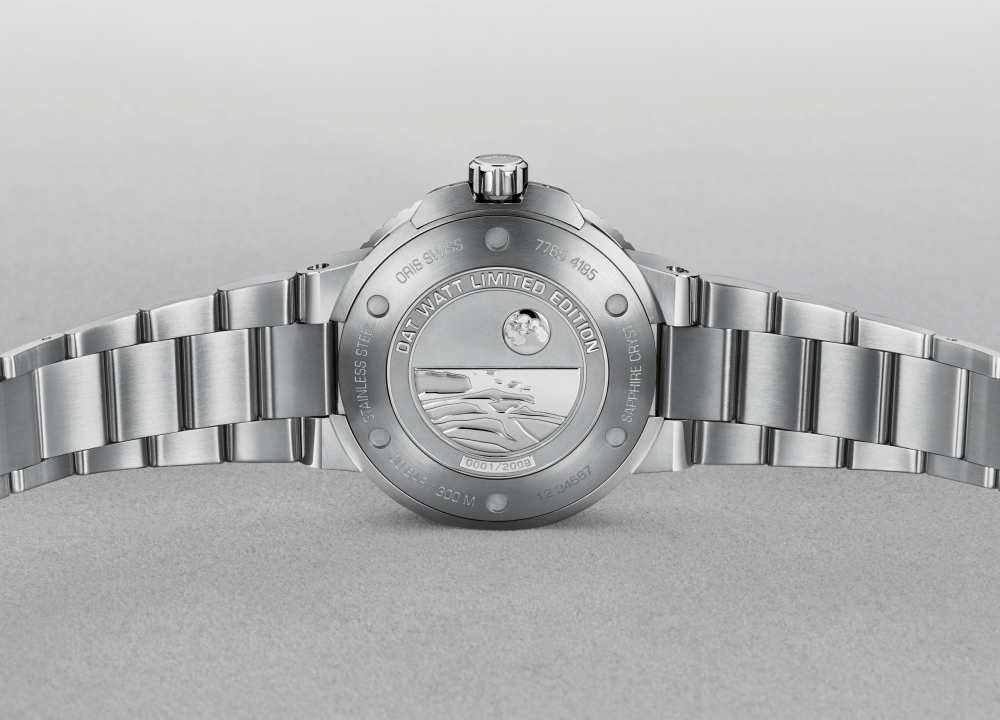 Oris Dat Watt 限量腕錶，底蓋飾有特殊鐫刻 2