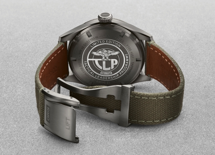 Oris TLP限量腕錶，底蓋鐫刻TLP徽章圖騰 1