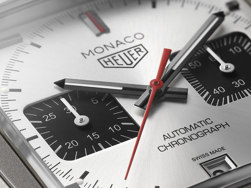 TAG Heuer Monaco Titan鈦金屬限量特別版計時腕錶 參考編號CAW218B.FC6496 建議售價NT259100 單品圖 4
