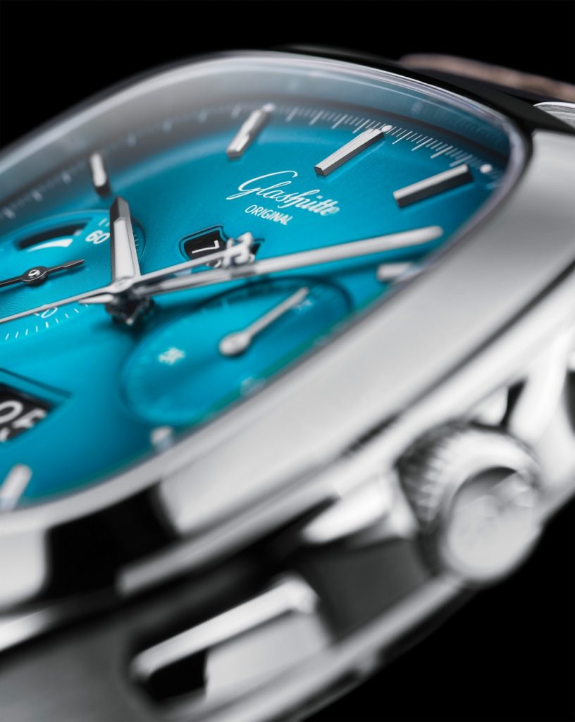 Glashtte Original 1 37 02 06 02 35 Seventies Chrono PD turquoise Detail5 25cm RGB