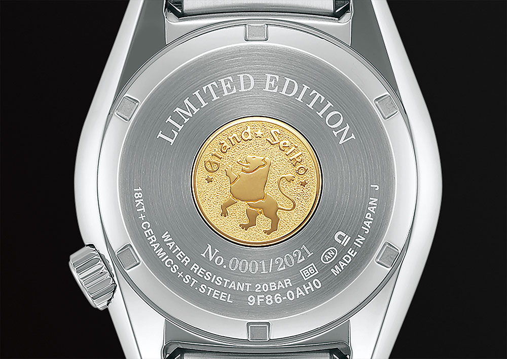 錶款背蓋上鑲有Grand Seiko特有的「獅子紋章」標誌。