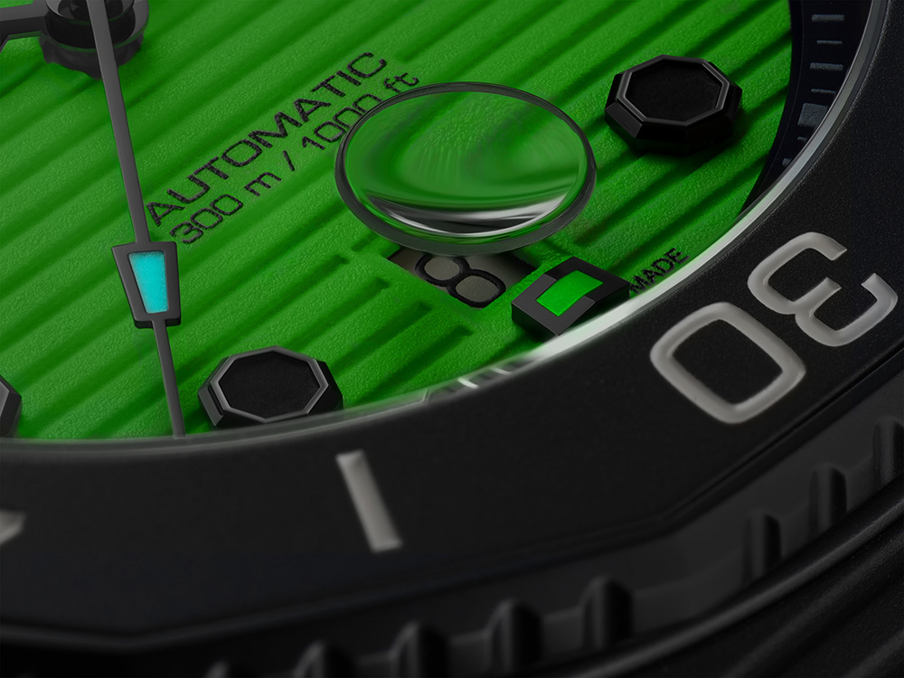 TAG Heuer泰格豪雅Aquaracer Professional 300 Night Diver43毫米錶徑 參考編號WBP201D.FT6197 建議售價NT109400 7