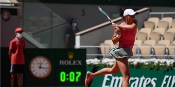 Iga Swiatek (Pol) in action during her 1st round women's singles match against Kaja Juvan (Slo) on day 2 at Roland-Garros