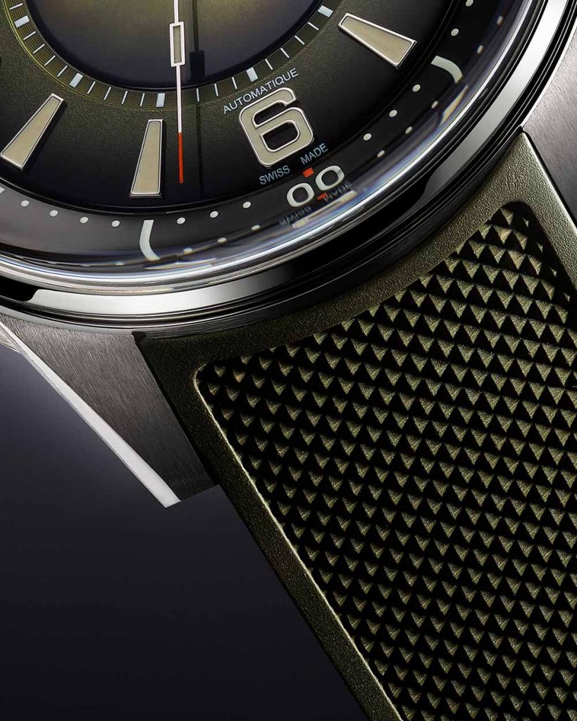 2022 JAEGER LECOULTRE POLARIS DATE CLOSE UP 4 5 2