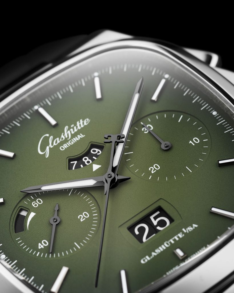 Glashutte Original 1 37 02 09 02 63 Seventies Chronograph Panorama Date Detail 2 sRGB