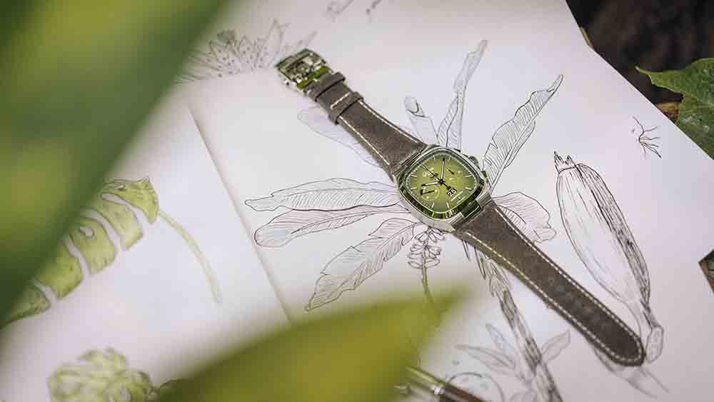 Glashutte Original Seventies Chronograph PD Fab Green 1 37 02 09 02 62 Lifestyle 6 RGB