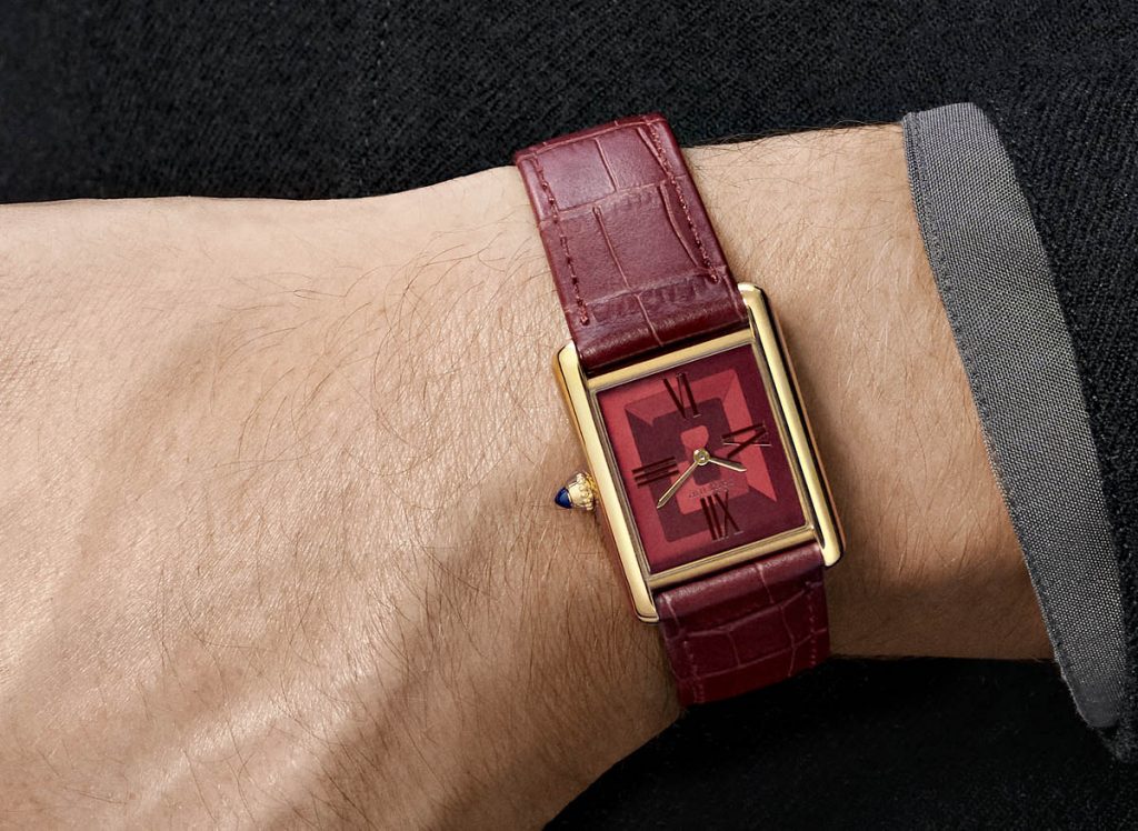 0​3 Cartier Tank Louis Cartier worn picture WGTA0093