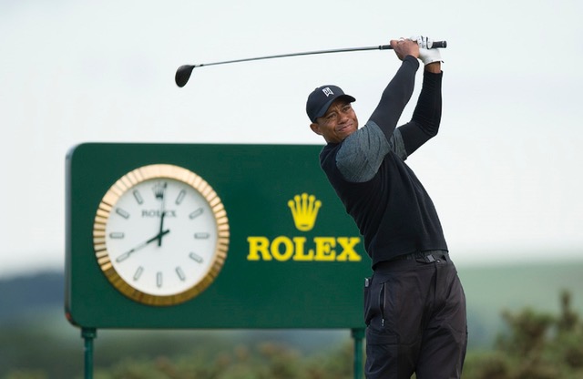 Tiger Woo ds）在2015年第 144 國公開賽（The Open）中揮桿擊球©RolexPh il Shephard Lewis