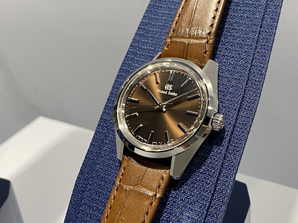 新錶速報】GRAND SEIKO | 誌慶44GS 誕生55 周年推出「月天心」與多款新作湛藍星空月暈滑動