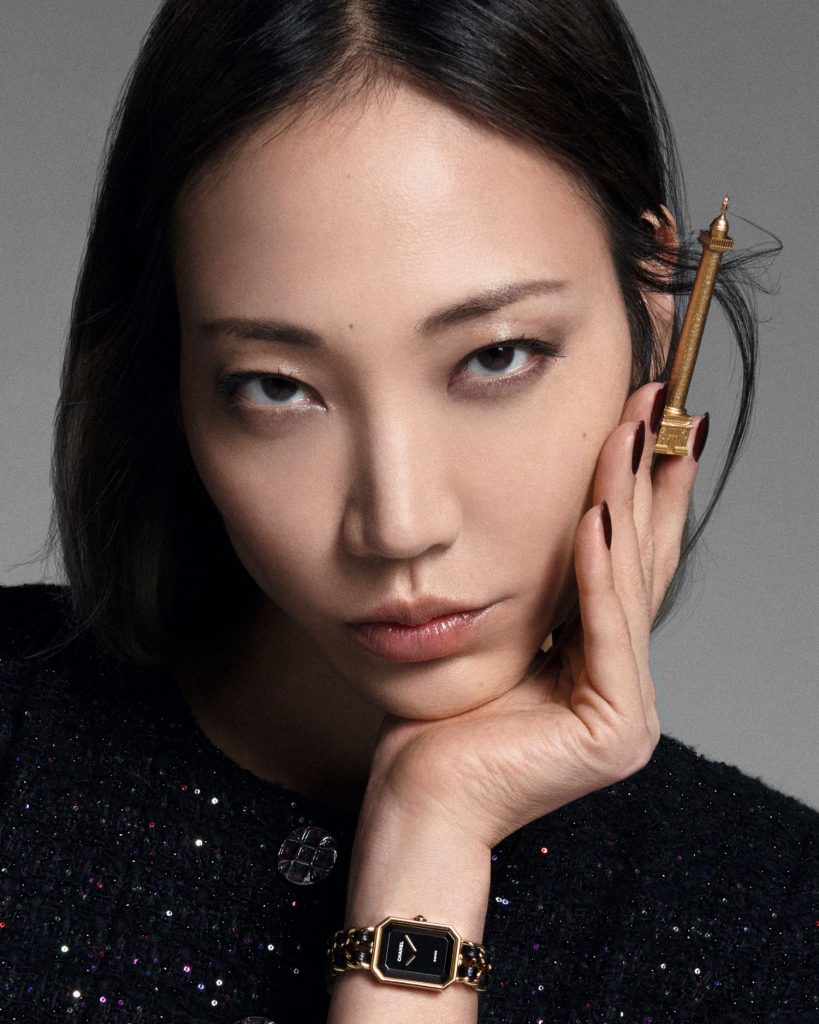 HO2022 HS1 0003HAUTE DEFINITION