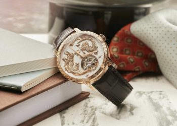 TRADITIONNELLE TOURBILLON
Phoenix & Dragon
WW Shanghai 2022
