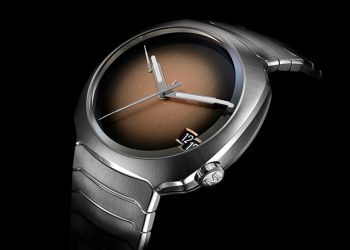 HMoser 6812 1201 Streamliner Perpetual Calendar ST SmokedSalmon Detail B