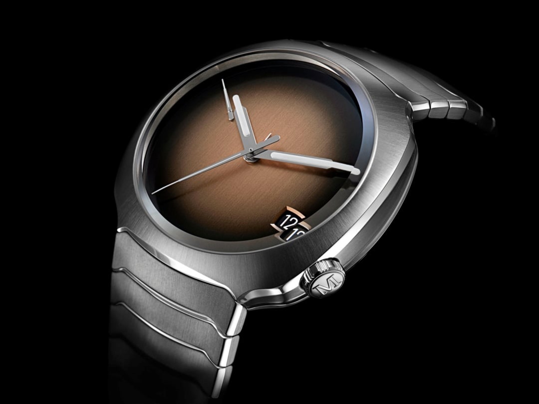 HMoser 6812 1201 Streamliner Perpetual Calendar ST SmokedSalmon Detail B