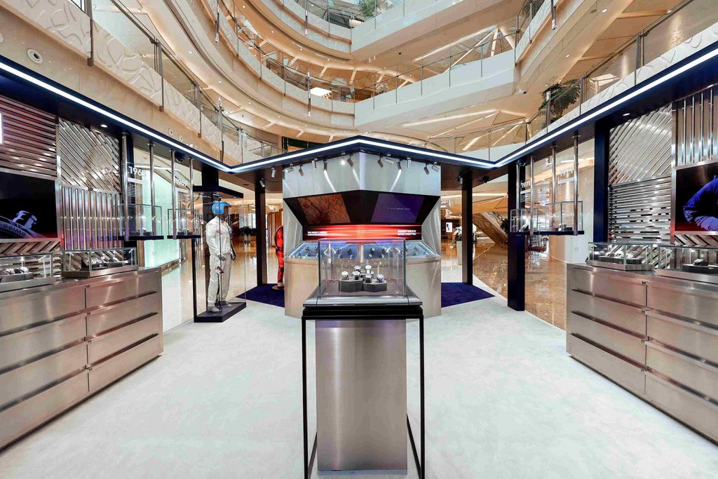 TAG Heuer 追夢前行，競逐不止先鋒限時展 空景照01