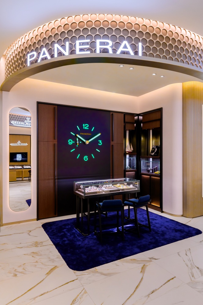 TimeVallee時光天地板橋大遠百專賣店，PANERAI沛納海品牌專區。