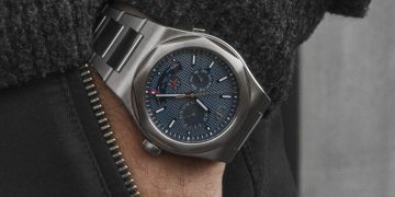 Laureato Perpetual Calendar Lifestyle 4