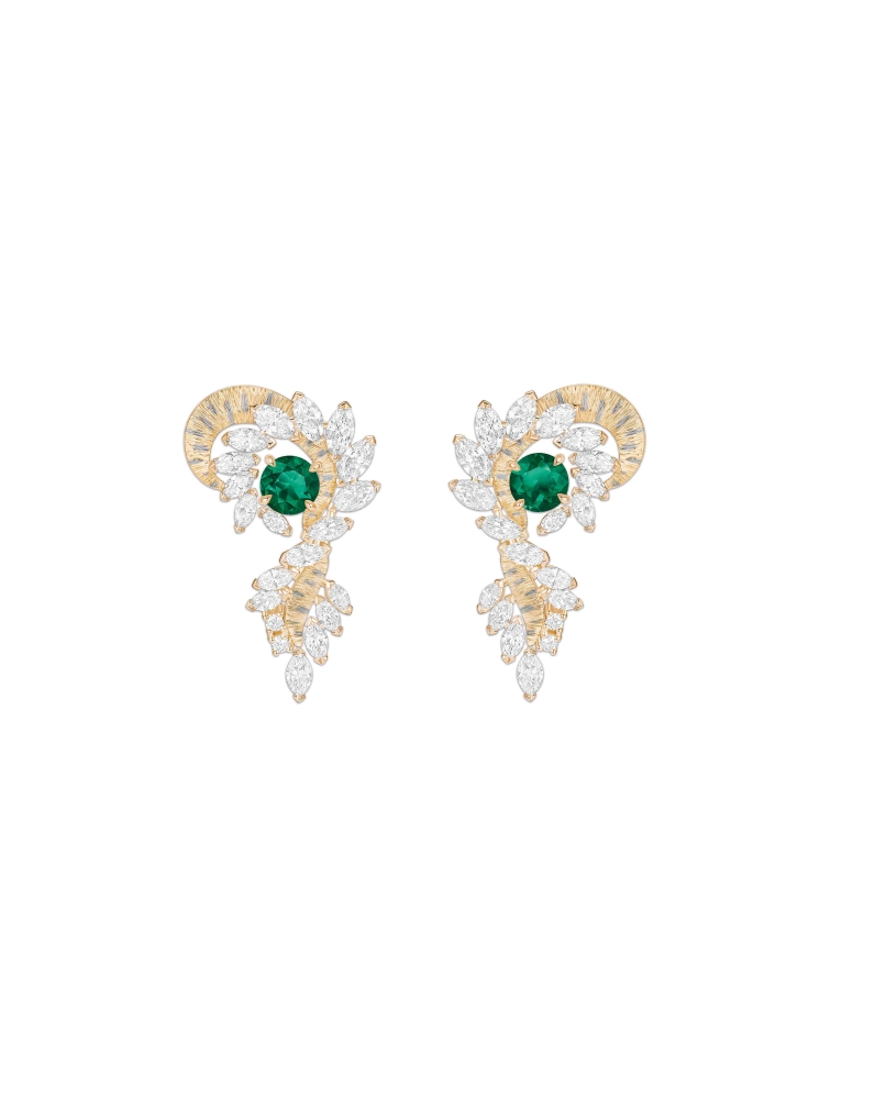 PIAGET Metaphoria 0000 PIAGET Metaphoria 頂級珠寶列 Efflorescens 18K黃金祖母綠鑽石耳環，建議售價約NT4940000 G38T6900