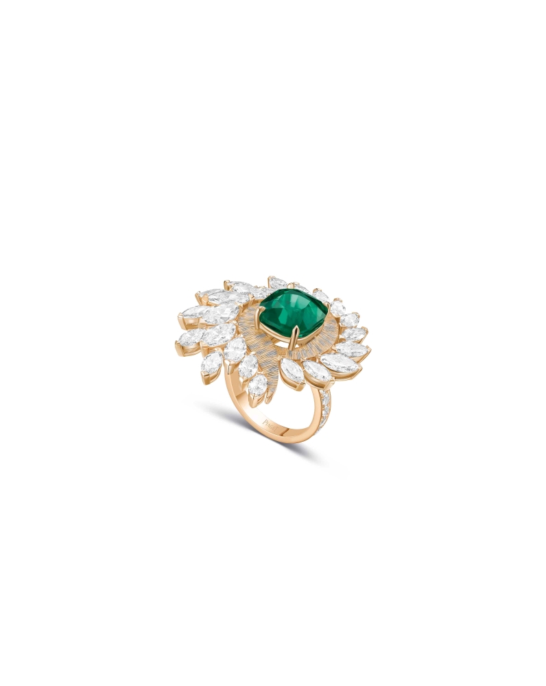PIAGET Metaphoria 0001 PIAGET Metaphoria 頂級珠寶列 Efflorescens 18K黃金祖母綠鑽石戒指，建議售價約NT19200000 G34N9800