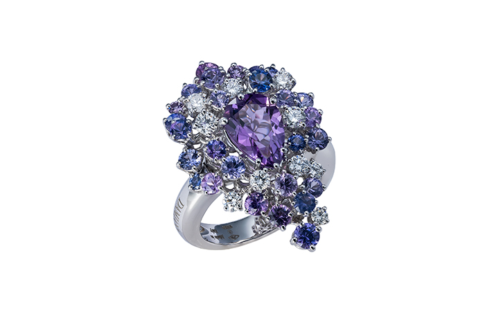 DAMIANI Masterpiece Mimosa含羞草系列18K白金紫水晶藍寶石鑽石戒指，價格請店洽。