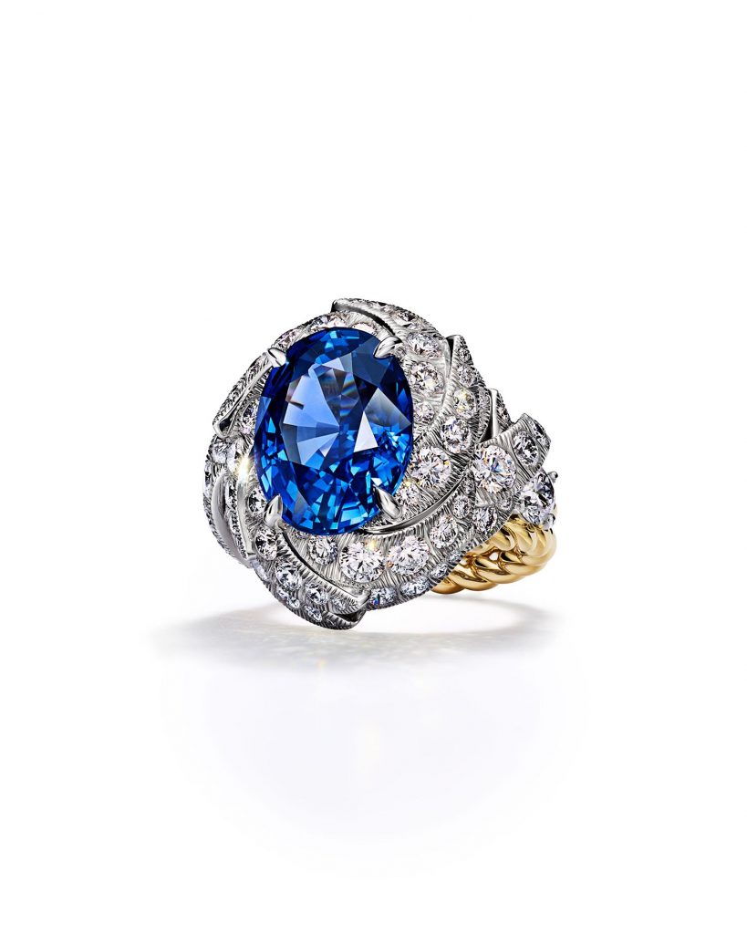 Tiffany Co. 2024 Blue Book高級珠寶系列Tiffany Celeste 蒼穹萬象 飛羽凌空（Wings）主題 鉑金與18K 黃金鑲嵌逾11克拉未經優化處理的橢圓形斯里蘭卡藍寶石及鑽石戒指