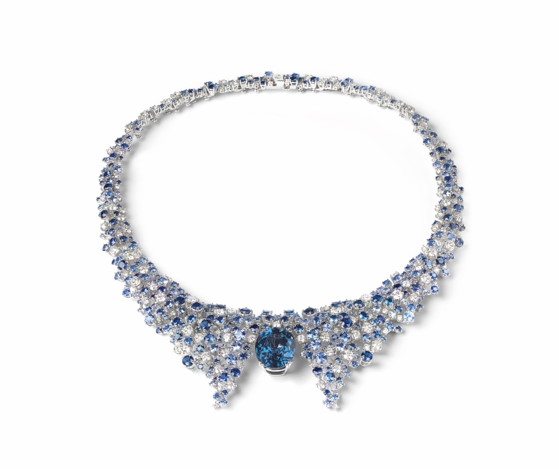 DAMIANI Mimosa Regina Dei Ghiacci含羞草18K白金鈷藍尖晶石及藍寶石與鑽石高級珠寶項鍊，建議售價NT 10500000