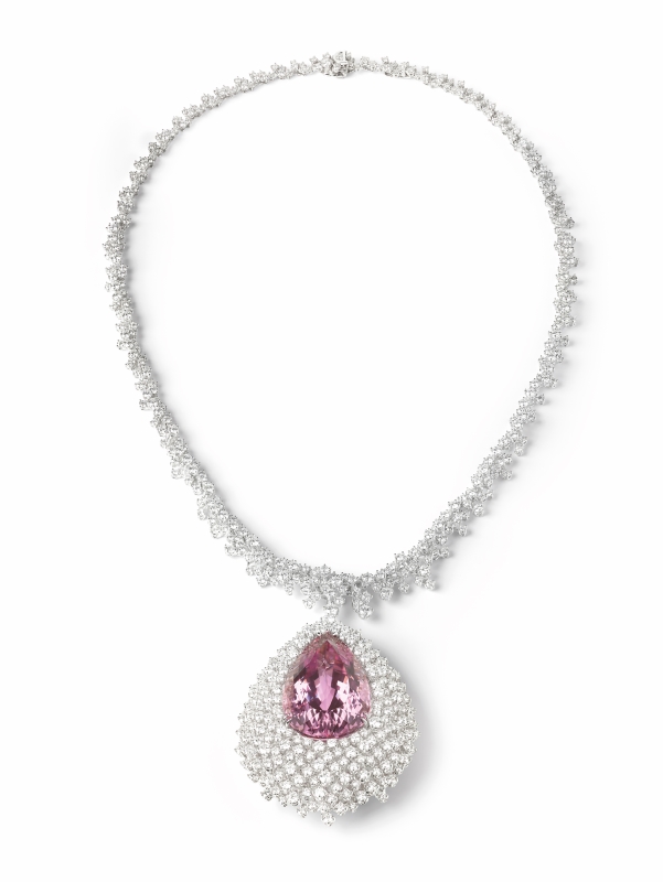 DAMIANI Mimosa Risvegli含羞草18K白金紫粉孔賽石與鑽石高級珠寶項鍊，建議售價NT 8250000 複製