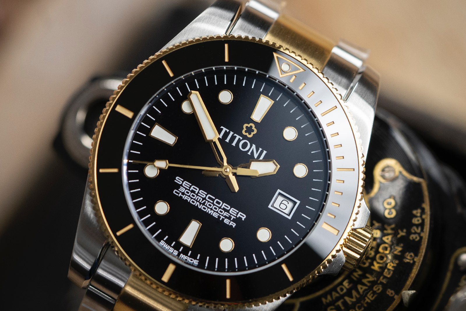 Titoni Seascoper 300 Bicolor Test EXT 04649