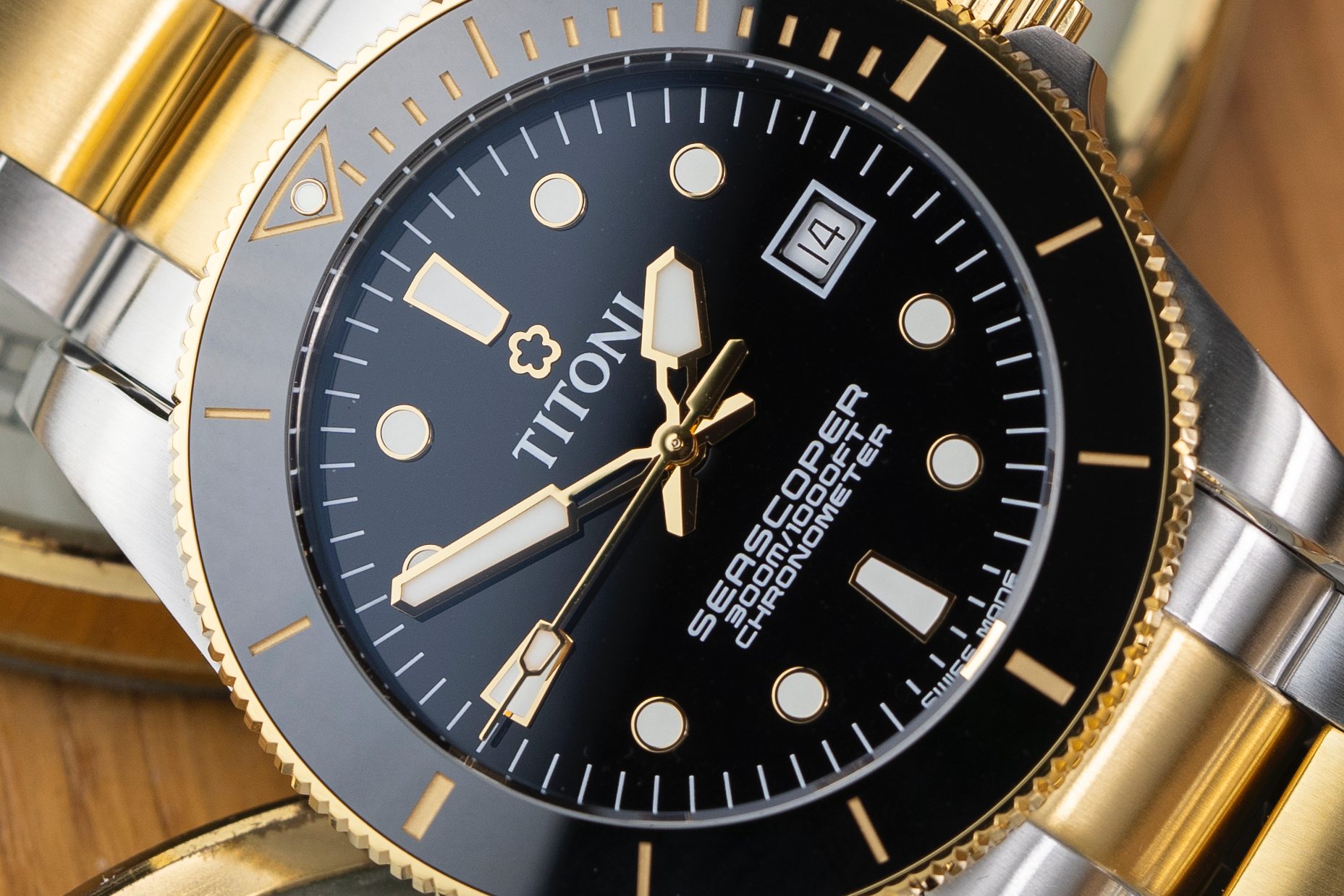 Titoni Seascoper 300 Bicolor Test EXT 04668
