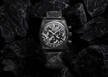ZENITH真力時CHRONOMASTER Revival A3818 Cover Girl Carbon碳纖維復刻版限量腕錶，全球限量發行150只，情境圖02