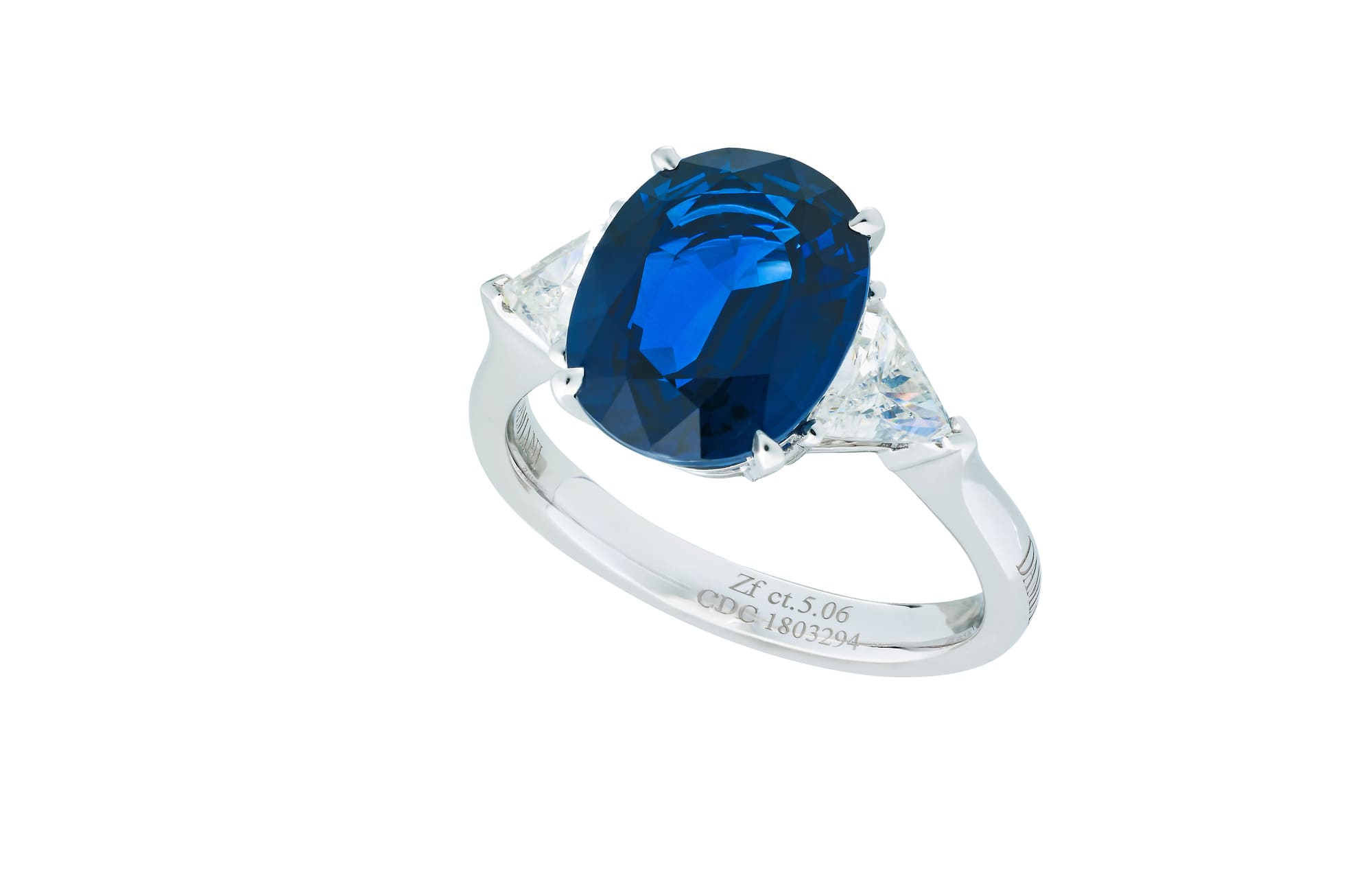 DAMIANI Absolute絕對Gemme D系列18K白金藍寶石鑽石戒指，建議售價NT 1230000