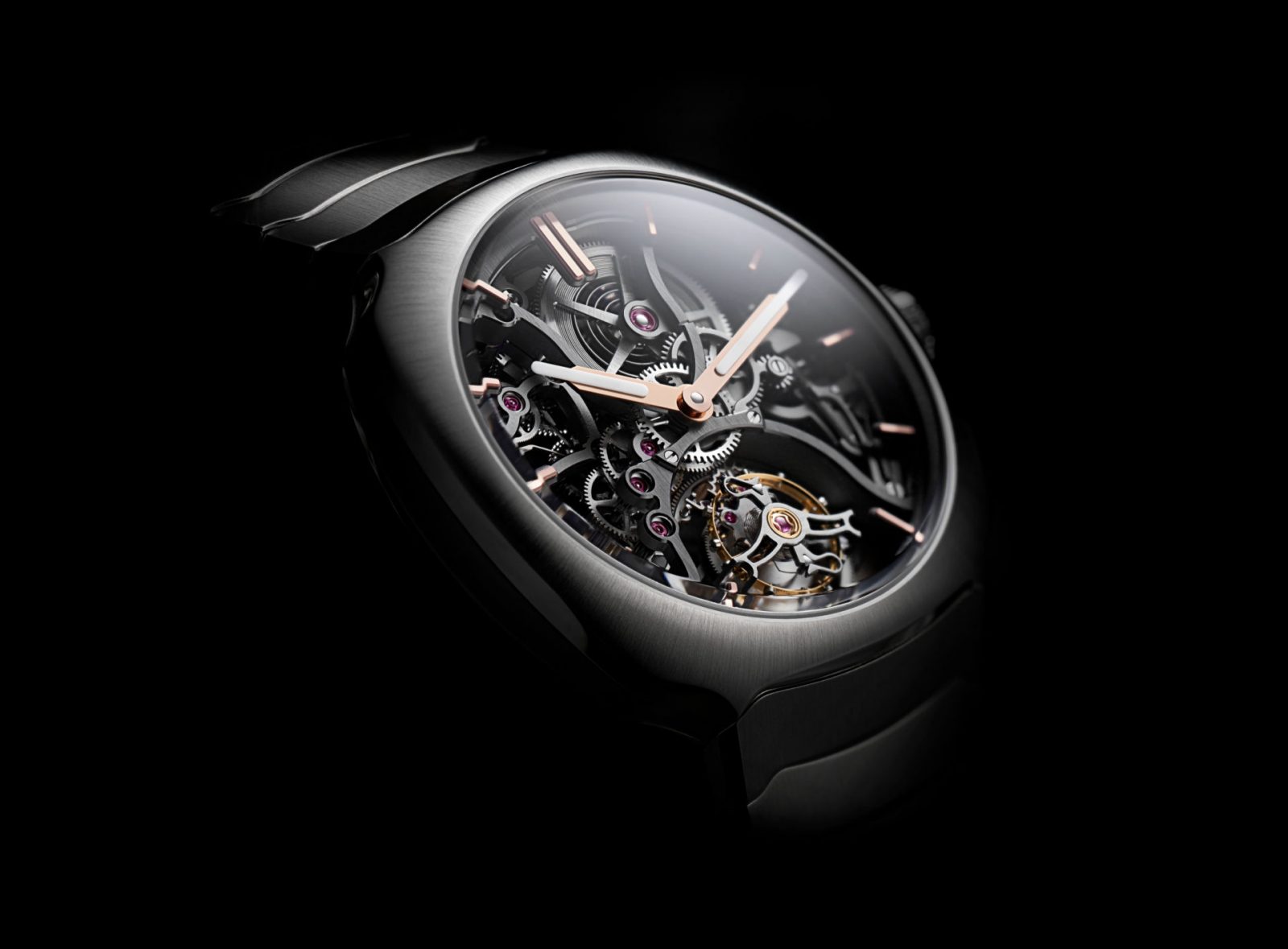 HMoser 6814 1200 Streamliner Tourbillon Skeleton Detail left