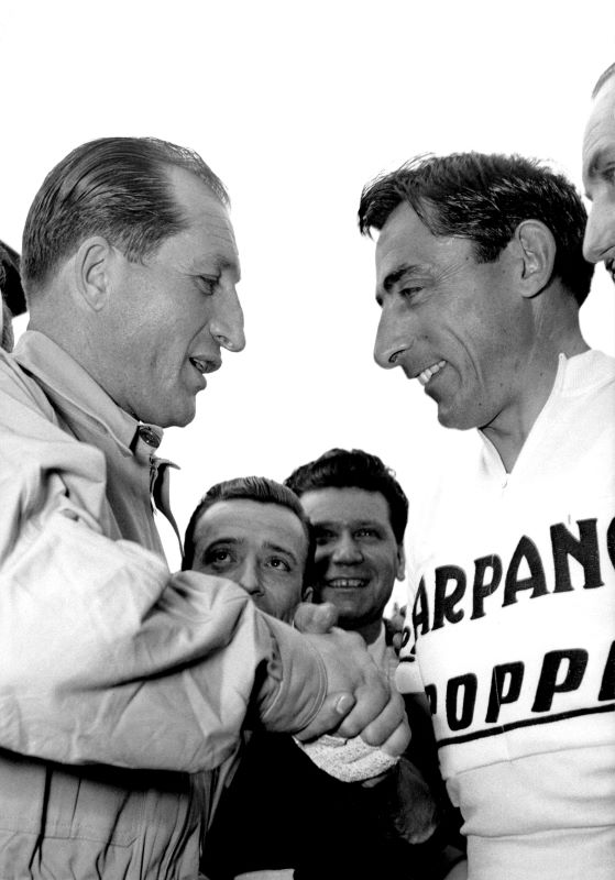 傳奇自行車手Gino Bartali與Fausto Coppi，攝於1956年。