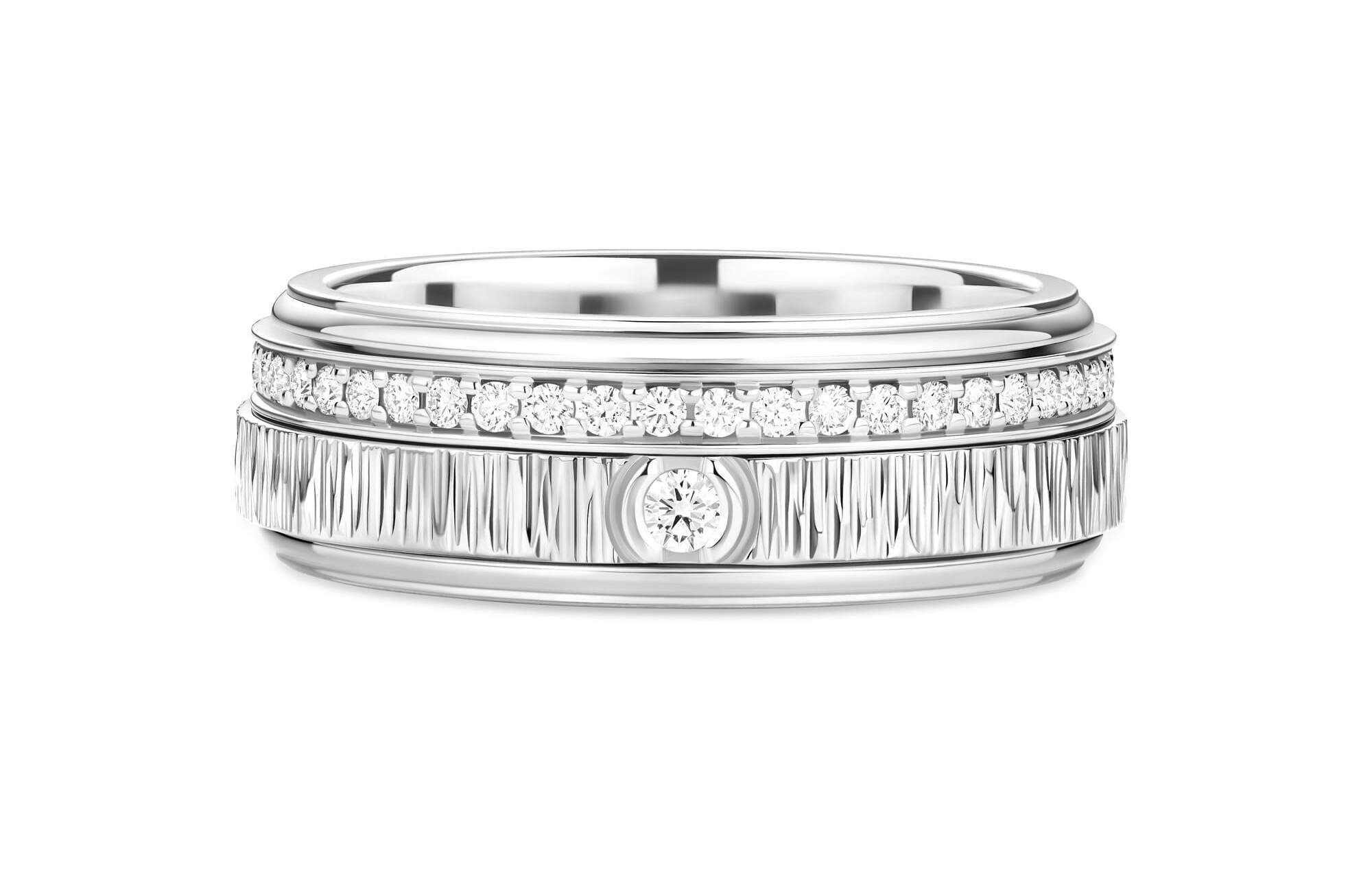 PIAGET Possession系列18K白金宮廷式雕刻飾紋鑽石戒指，建議售價約NT273000 G34P9I00 正面圖
