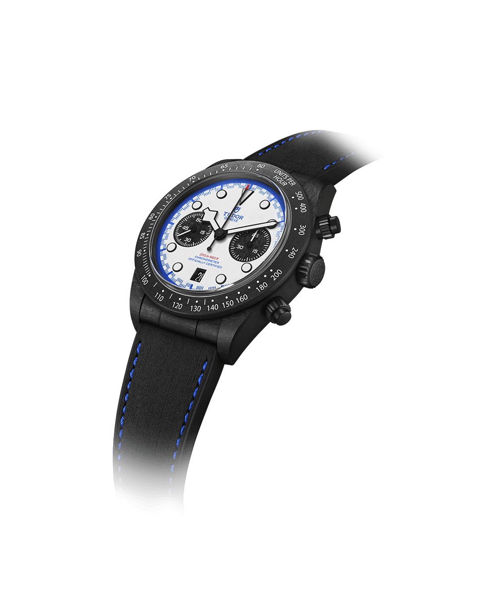 TUDOR NP25 BlackBayChrono Carbon25 Packshot 2
